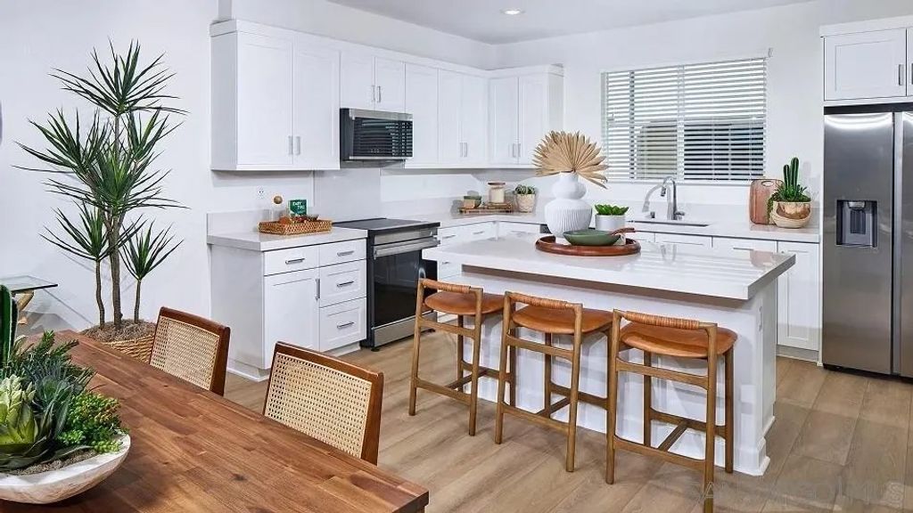 Photo of 1806 Mountain Laurel Road, San Marcos, CA 92078 (MLS # 250045996)