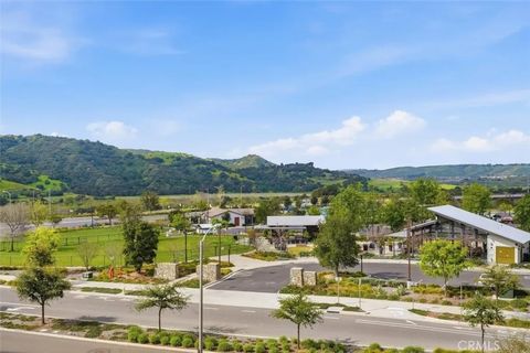 Photo of 361 Gelding Way, Rancho Mission Viejo, CA 92694 (MLS # OC26047262)