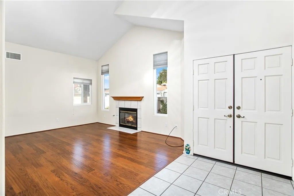 Photo of 40412 Via Amapola, Murrieta, CA 92562 (MLS # SW26003402)