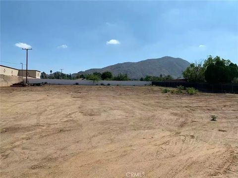 Tiny photo for 12201 Michigan St, Grand Terrace, CA 92313 (MLS # TR25232853)