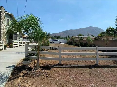 Tiny photo for 12201 Michigan St, Grand Terrace, CA 92313 (MLS # TR25232853)