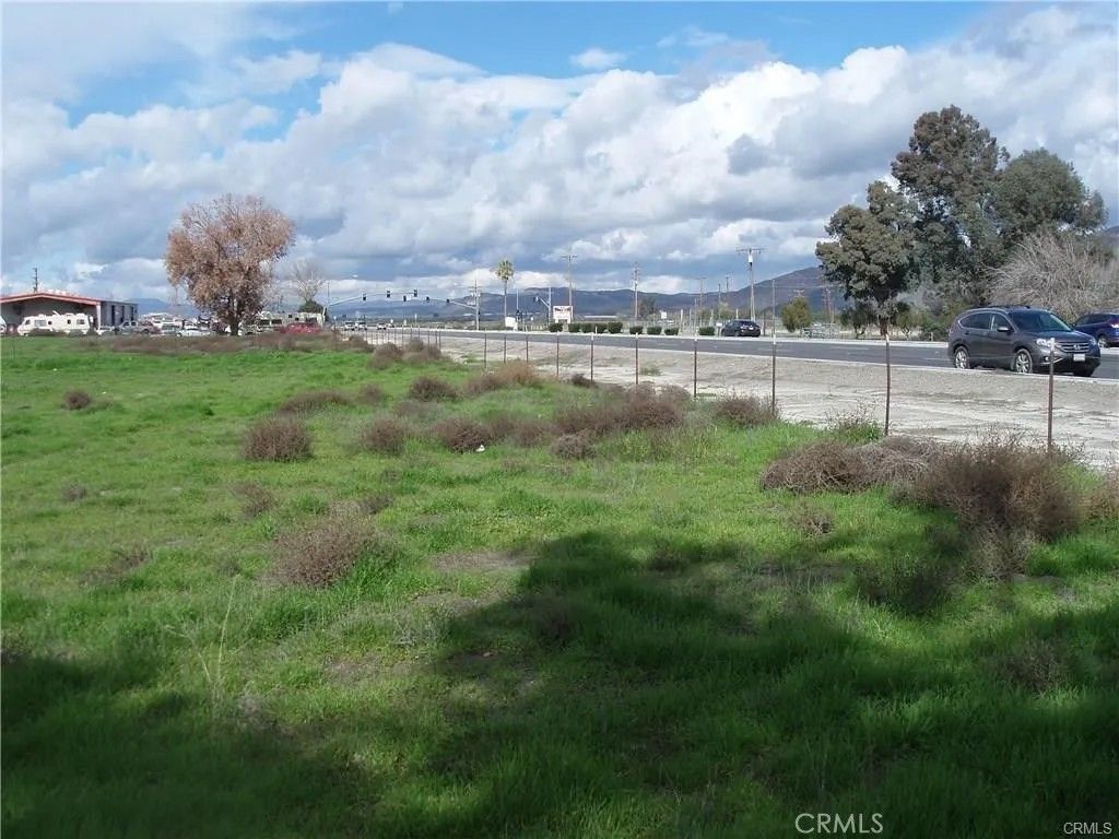 Photo of 1545 N Ramona, San Jacinto, CA 92583 (MLS # CV22148766)