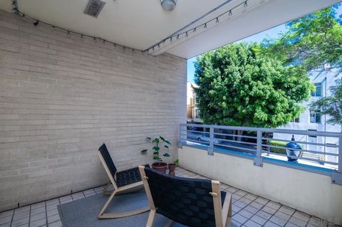 Tiny photo for 850 Beech St #101, San Diego, CA 92101 (MLS # 250040861)