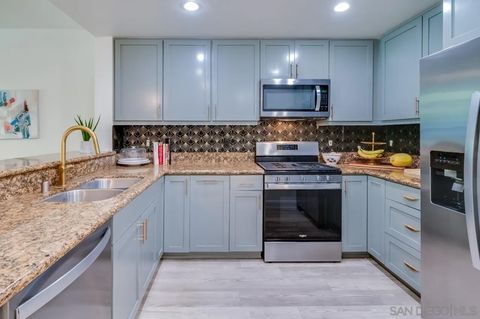 Tiny photo for 850 Beech St #101, San Diego, CA 92101 (MLS # 250040861)
