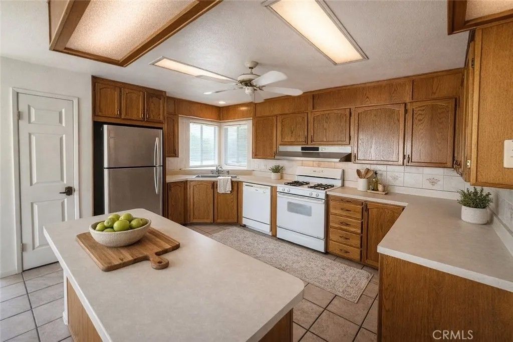 Photo of 1950 County Road KK, Willows, CA 95988 (MLS # SN26035356)