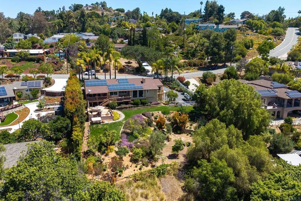 11021 VALLEY LIGHTS DR
