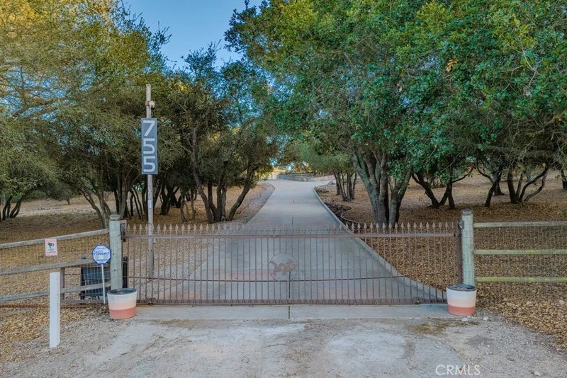 755 Willow Road