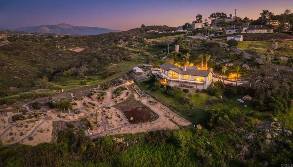 Photo of 13005 Via Suena, Valley Center, CA 92082 (MLS # NDP2602241)