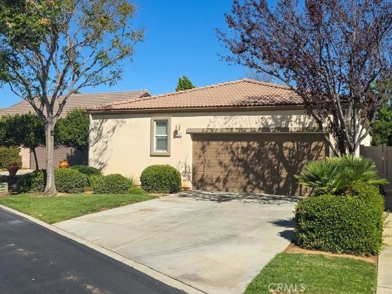 1593 Quiet Creek