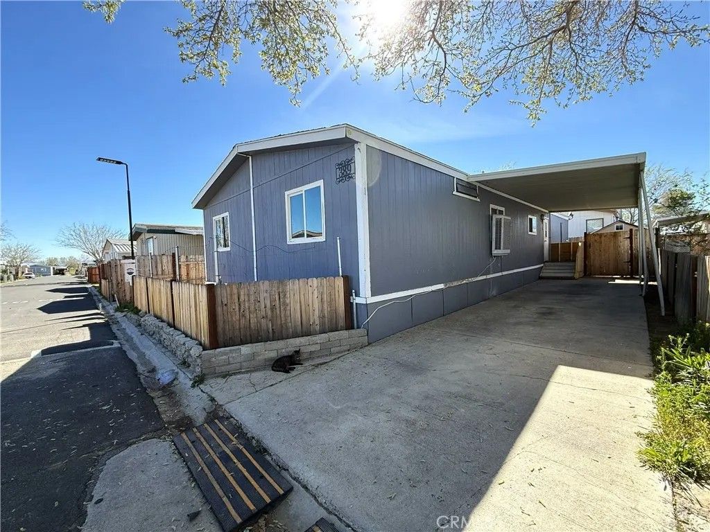Photo of 3300 15th St #389, Rosamond, CA 93560 (MLS # SR26061825)
