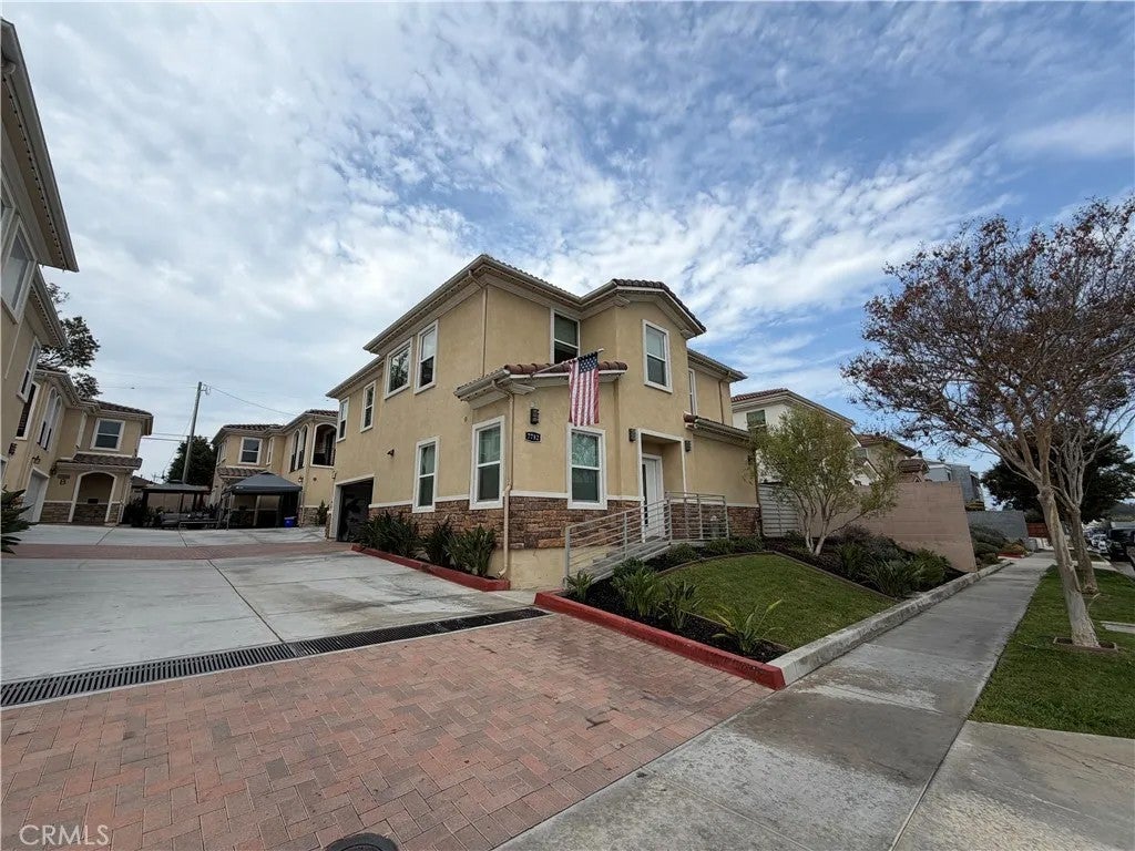 Photo of 7796 Liberty, Huntington Beach, CA 92647 (MLS # OC26228790)