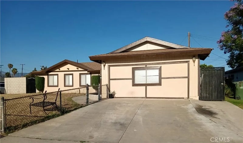 21330 E Calora