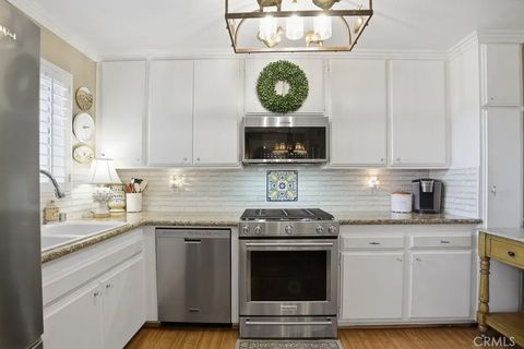 Photo of 24485 Valle Del Oro #102, Newhall, CA 91321 (MLS # SR26048500)