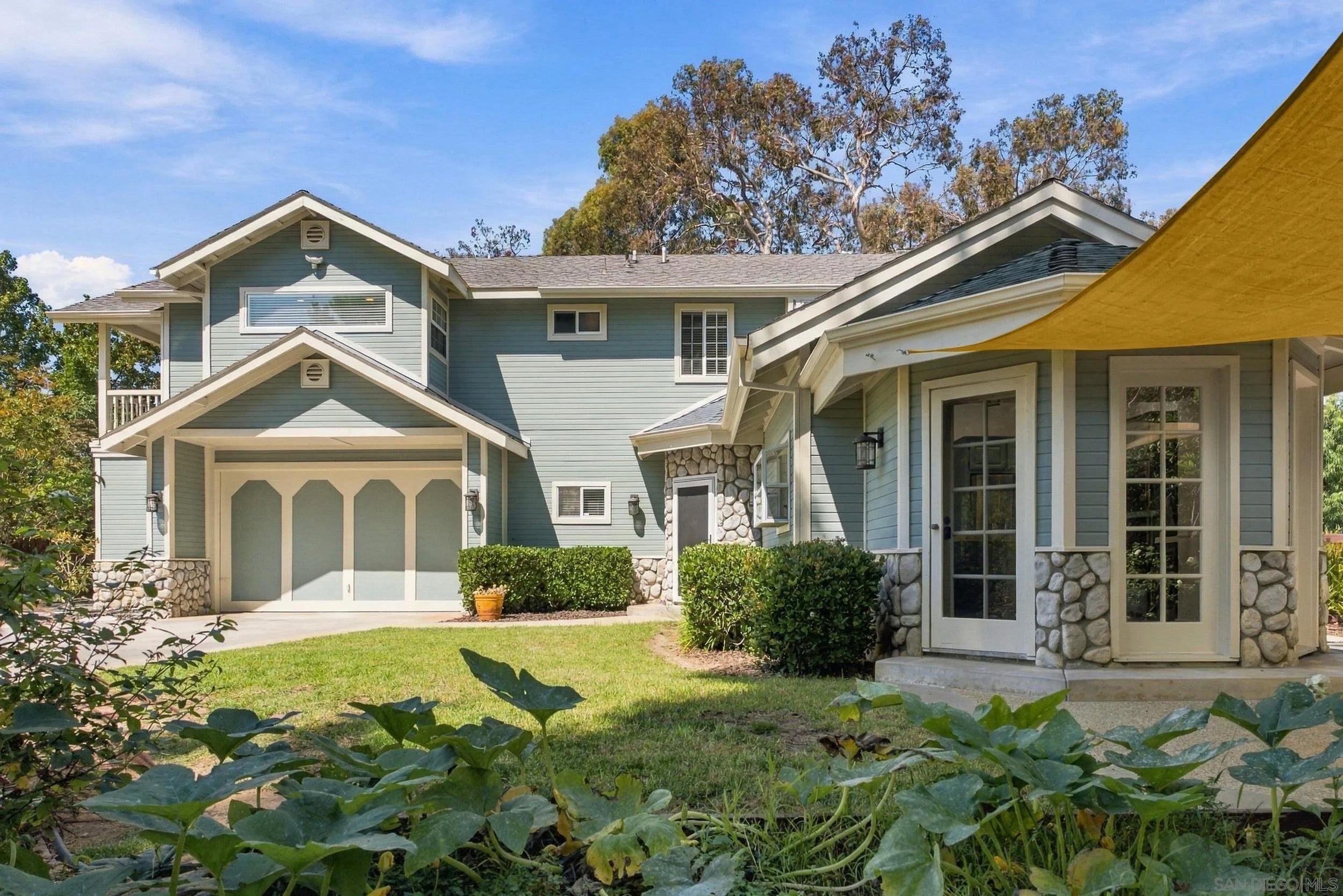 1644 Tamarack Ave