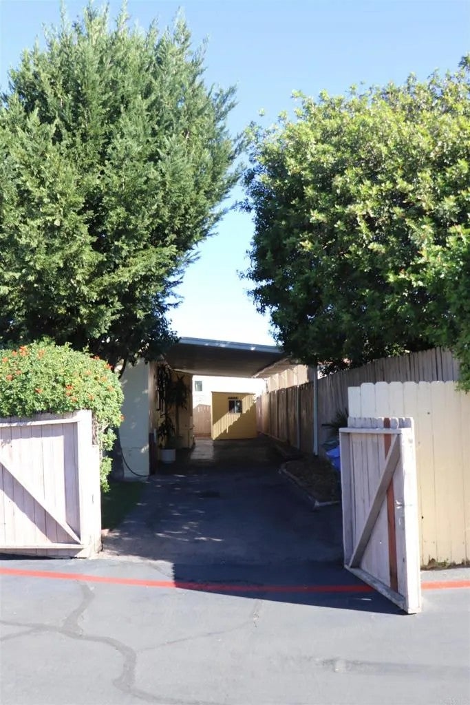 Photo of 1455 Alturas Rd #89, Fallbrook, CA 92028 (MLS # NDP2608558)