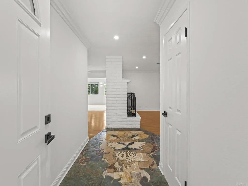 Photo of 2422 Plumosa Court, Vista, CA 92081 (MLS # NDP2600207)