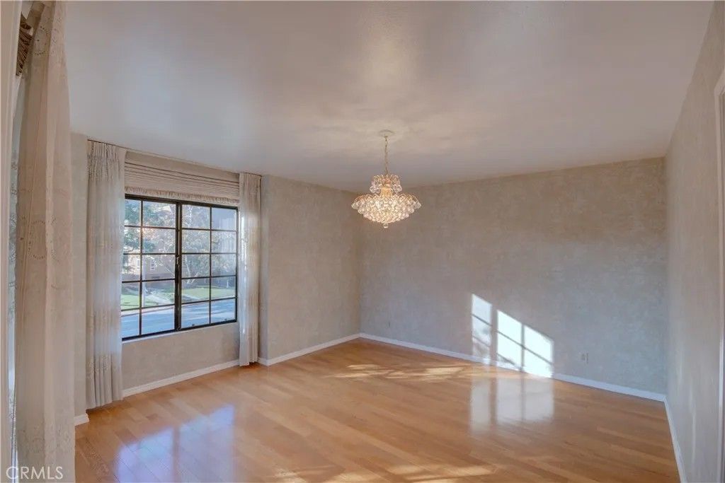 Photo of 2606 Canada Boulevard #201, Glendale, CA 91208 (MLS # GD25277102)