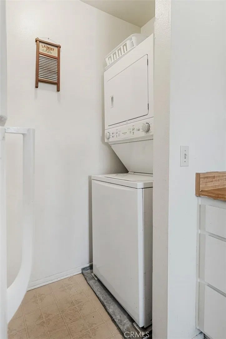3424 Pueblo 8
