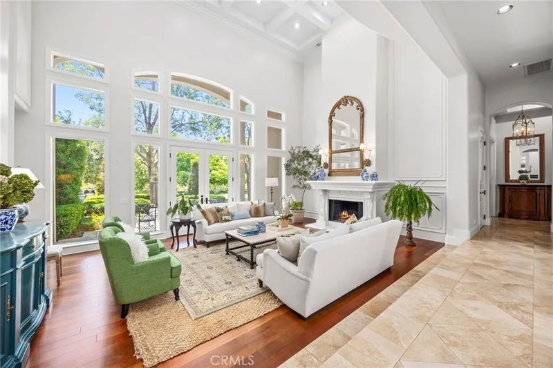 45165 Oak Manor Ct