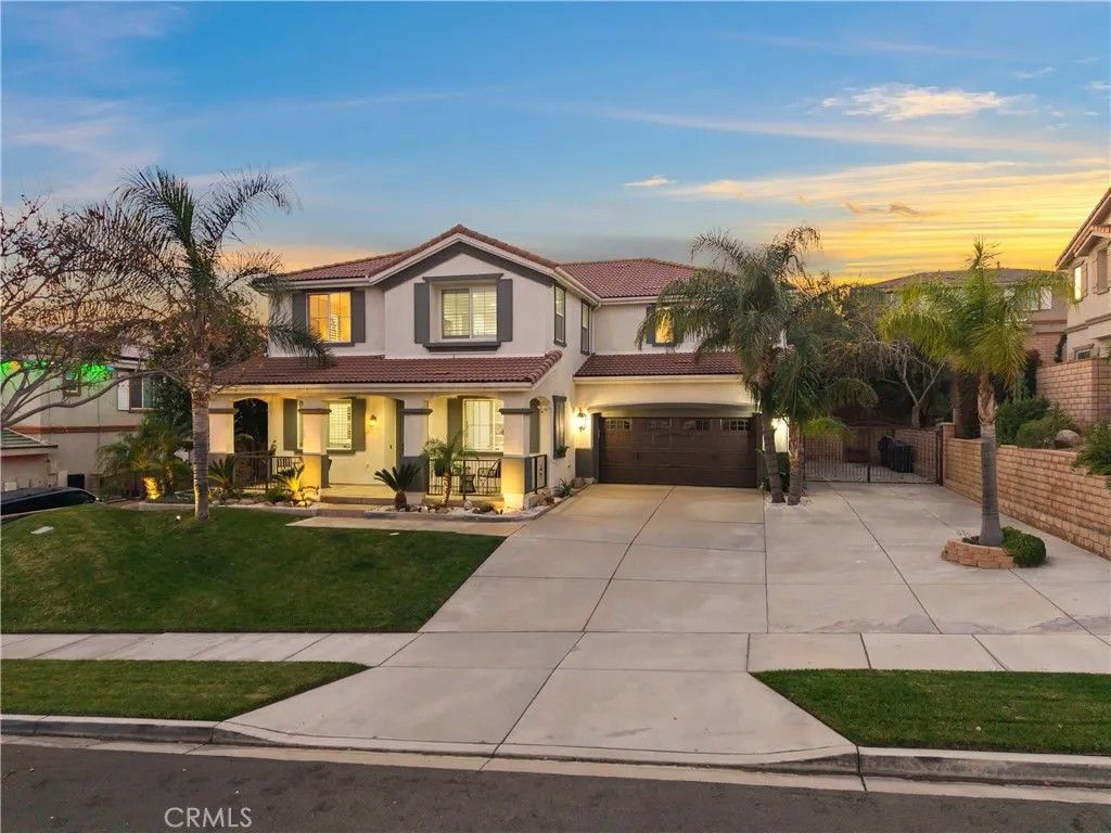 Photo of 4814 Serrano Ave, Fontana, CA 92336 (MLS # AR25267818)