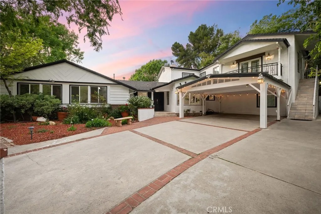 3601 Dellvale Place
