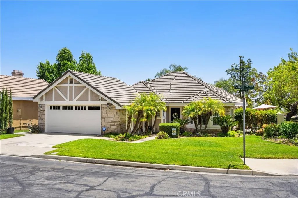 1340 Sunrise Circle South