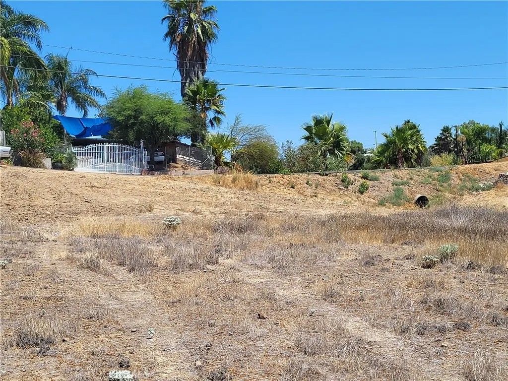 Photo of 0 La Bertha, Menifee, CA 92587 (MLS # PW25229707)