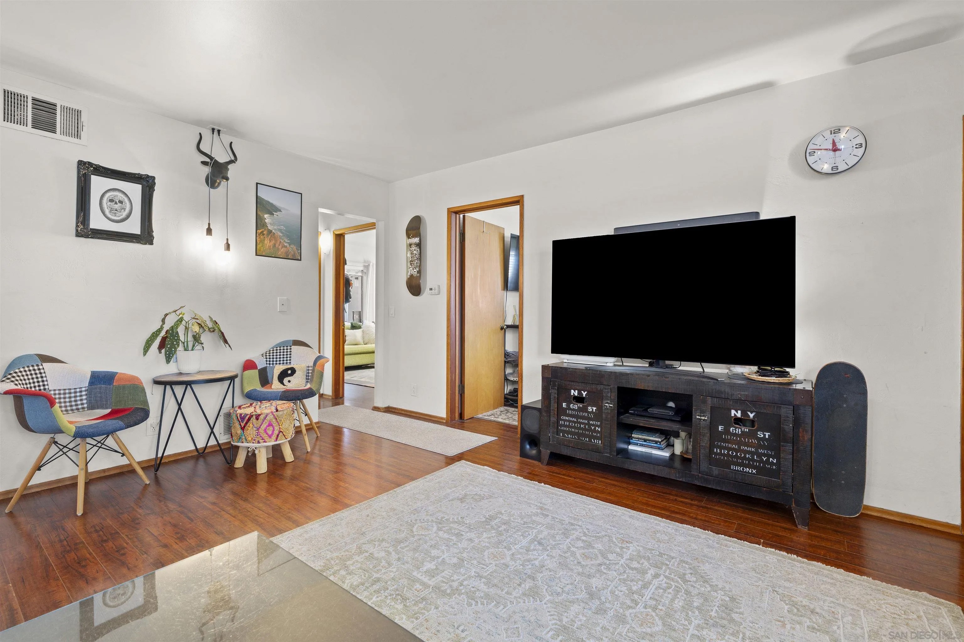 3327-3329 41st St