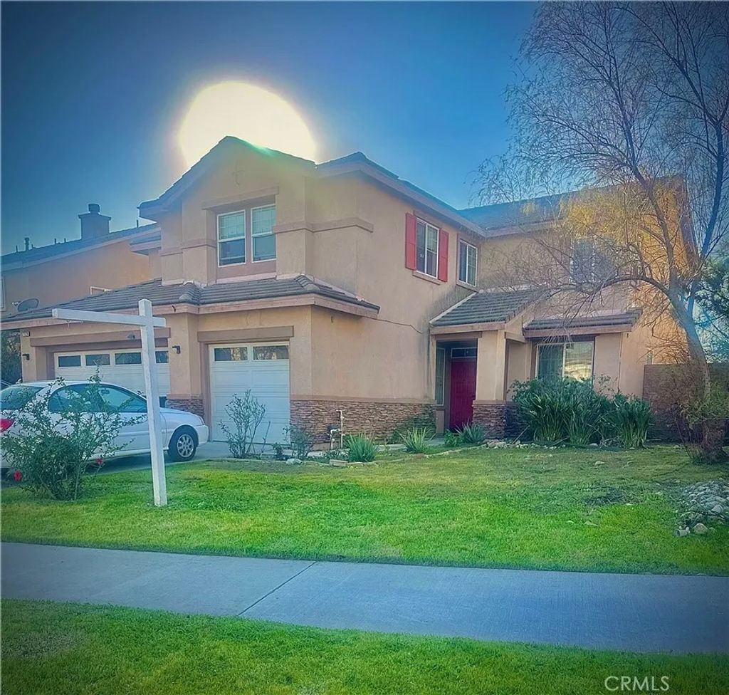 Photo of 7526 Purple Sage Pl, Fontana, CA 92336 (MLS # CV26013146)