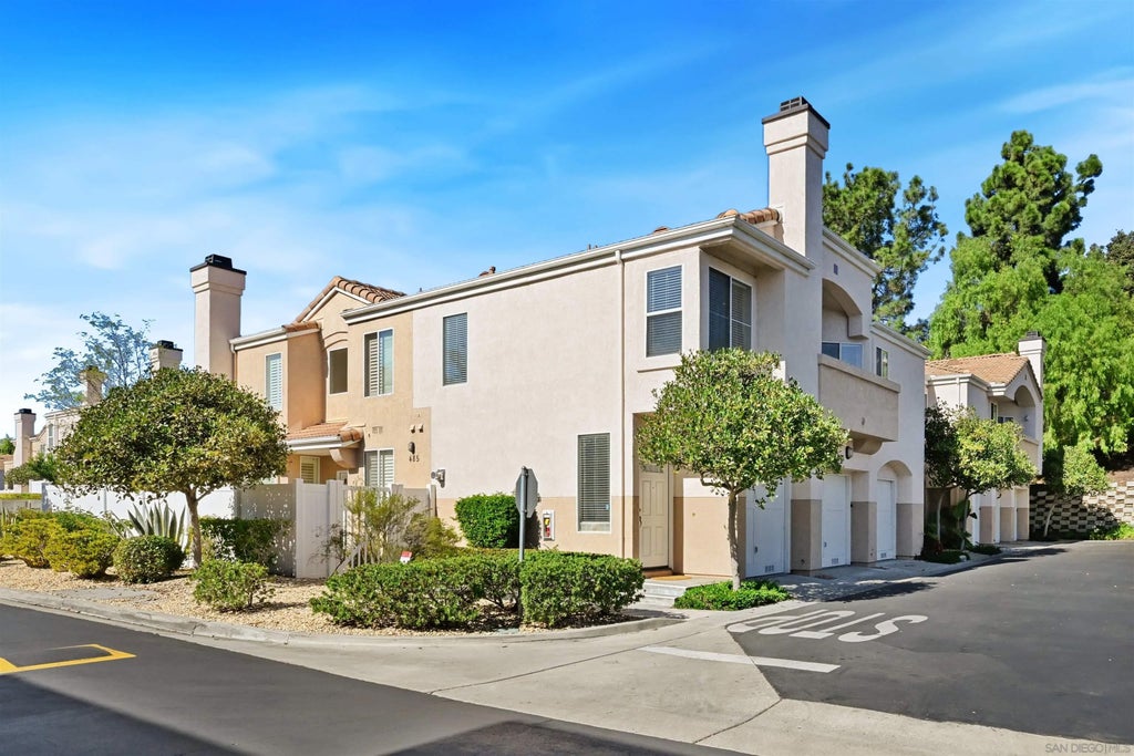 Photo of 485 Belle Vista #211, Chula Vista, CA 91910 (MLS # 260025893)
