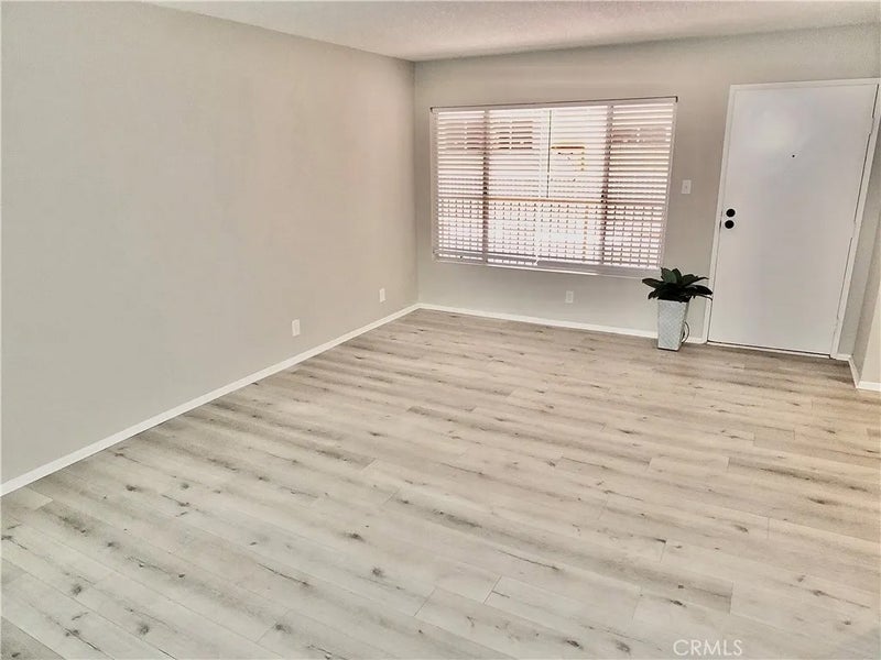 545 Chestnut Avenue 203
