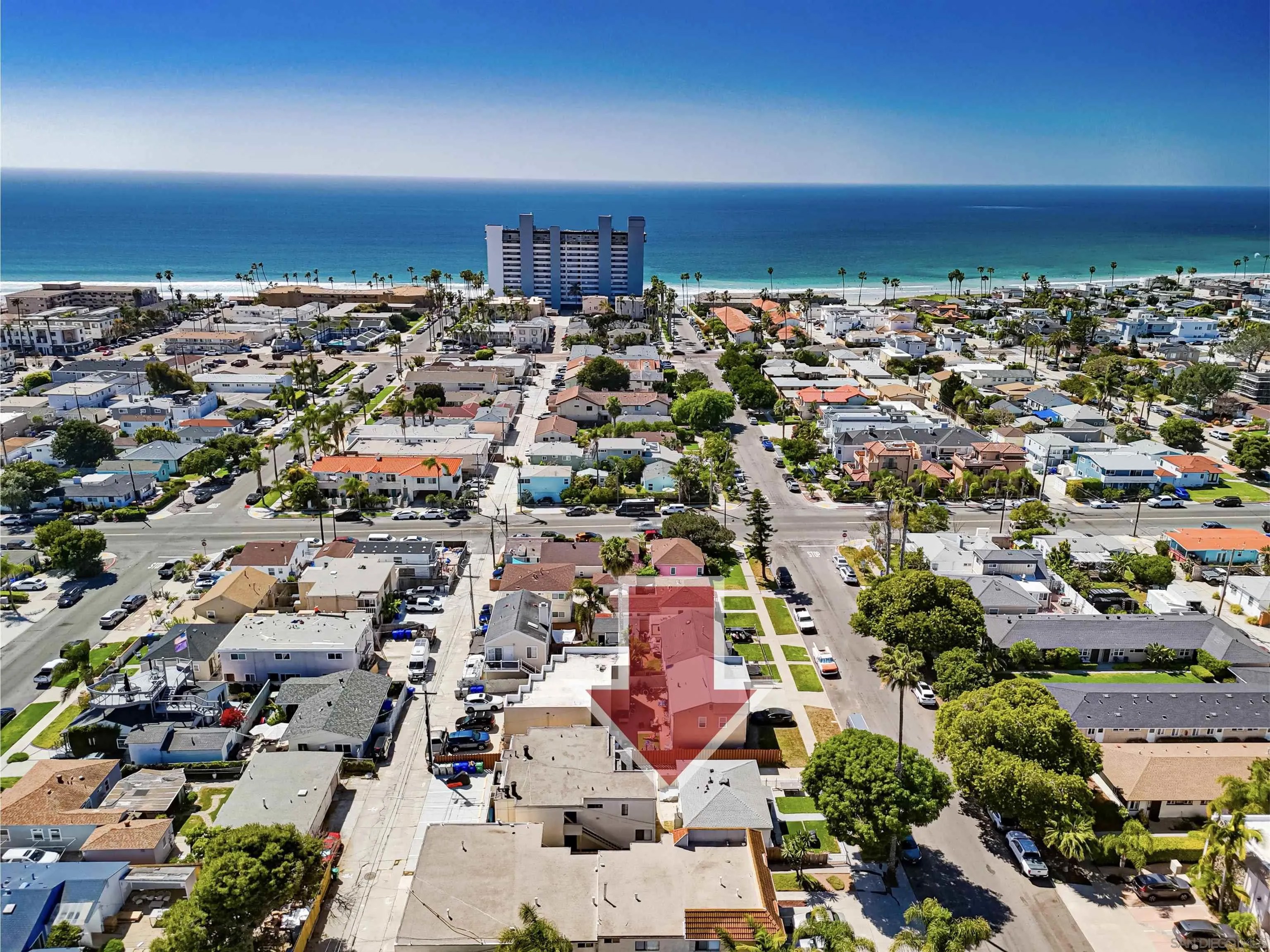 935 Chalcedony Street