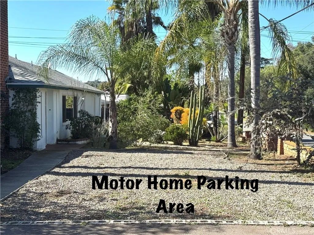 Photo of 581 Montview Dr, Escondido, CA 92025 (MLS # ND26036238)