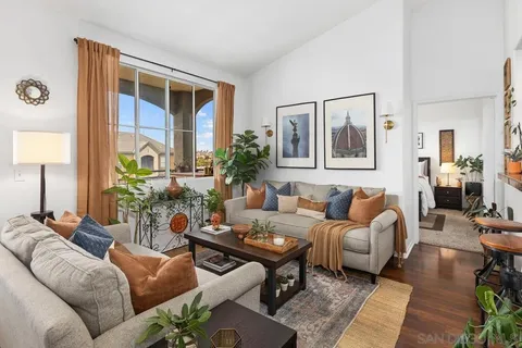 1338 Nicolette Ave Unit 1033, Chula Vista, CA 91913 - #: 250042543