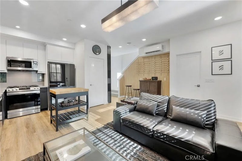713 Cara Cara Lane