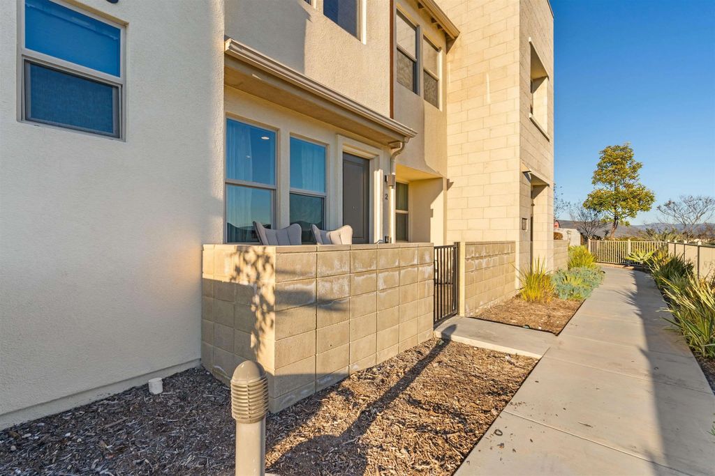 Photo of 2076 Tango Loop #Unit 2, Chula Vista, CA 91915 (MLS # 260001756)