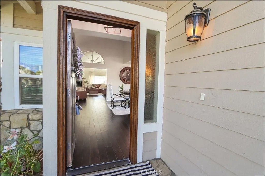 Photo of 28752 Vista Saddleback, Lake Forest, CA 92679 (MLS # OC25277761)