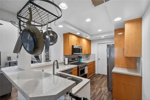 Photo of 722 W 223rd St #2, Torrance, CA 90502 (MLS # SB26054226)