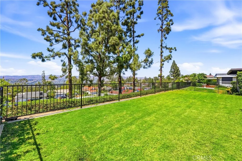 6487 E Calle del Norte