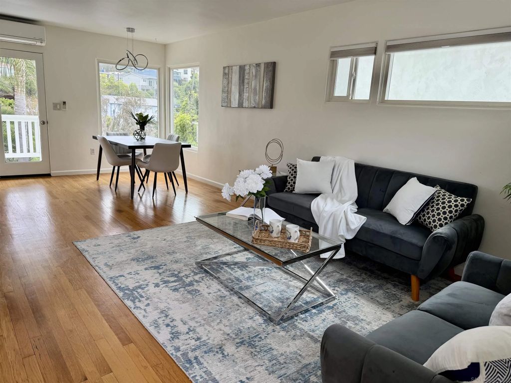 Photo of 3542 Wawona Dr, San Diego, CA 92106 (MLS # 260010563)