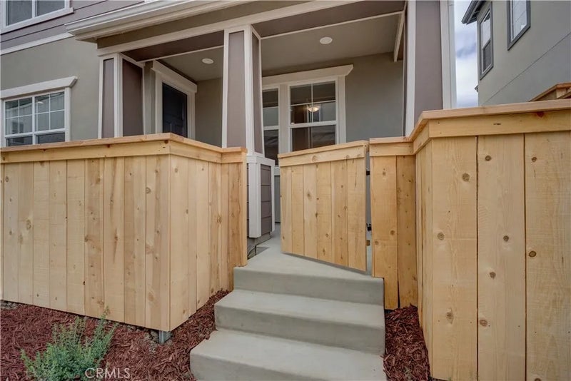 256 Memphis Belle Way