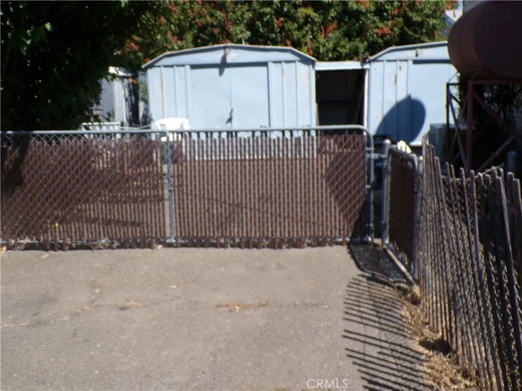 5701 Live Oak 54