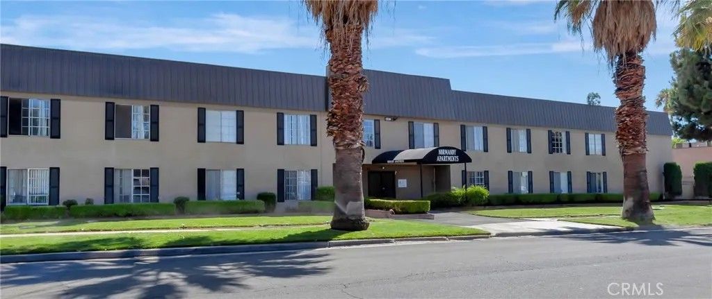 Photo of 1480 7th Street, Riverside, CA 92507 (MLS # OC26008212)