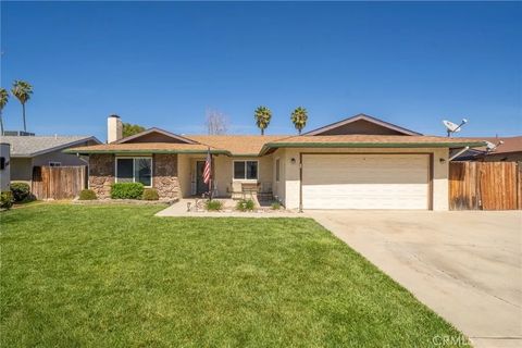 Photo of 40448 Marsha Court, Hemet, CA 92544 (MLS # CV26058962)