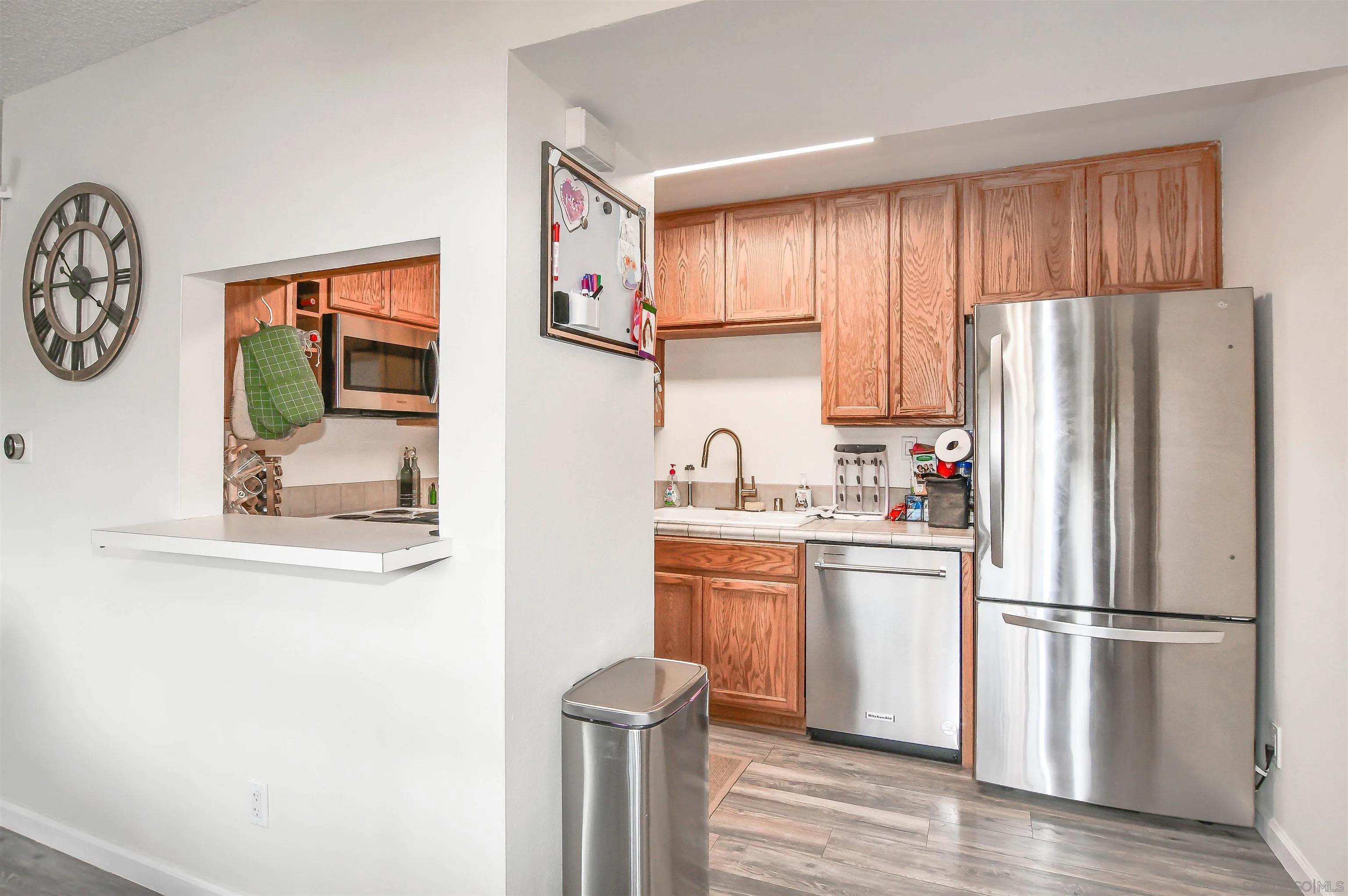 6851 Alvarado Rd 13