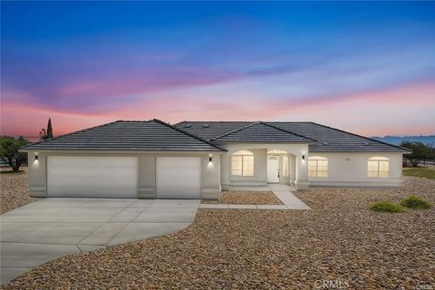 7939 Lassen Avenue Hesperia CA 92345