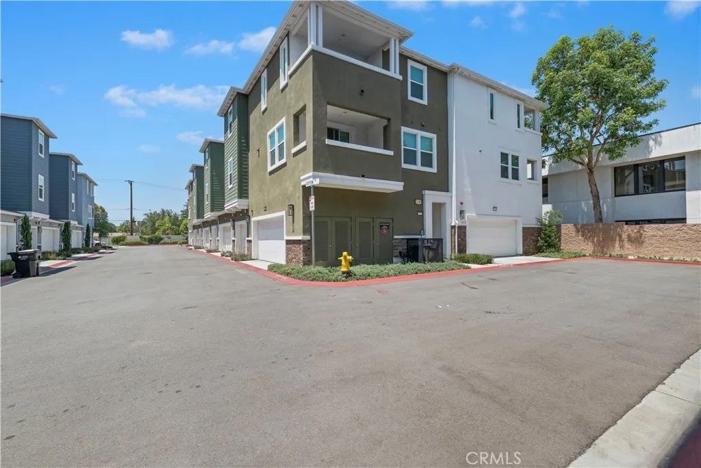 1750 Cayton Loop