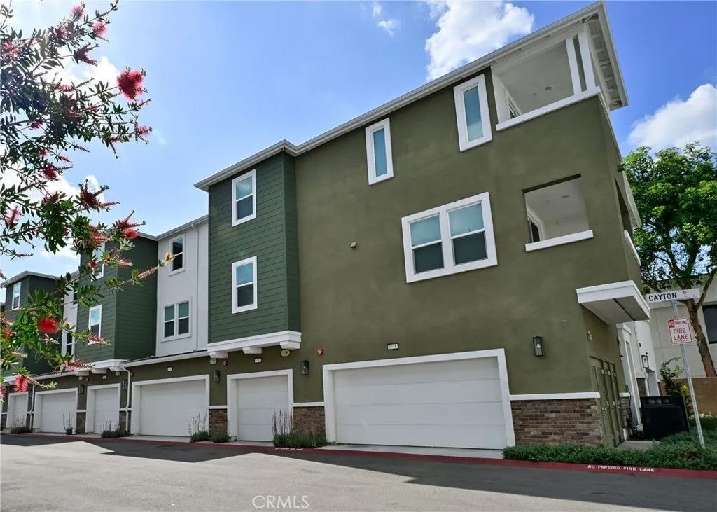 1750 Cayton Loop