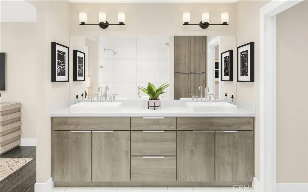 4860 Canyon View