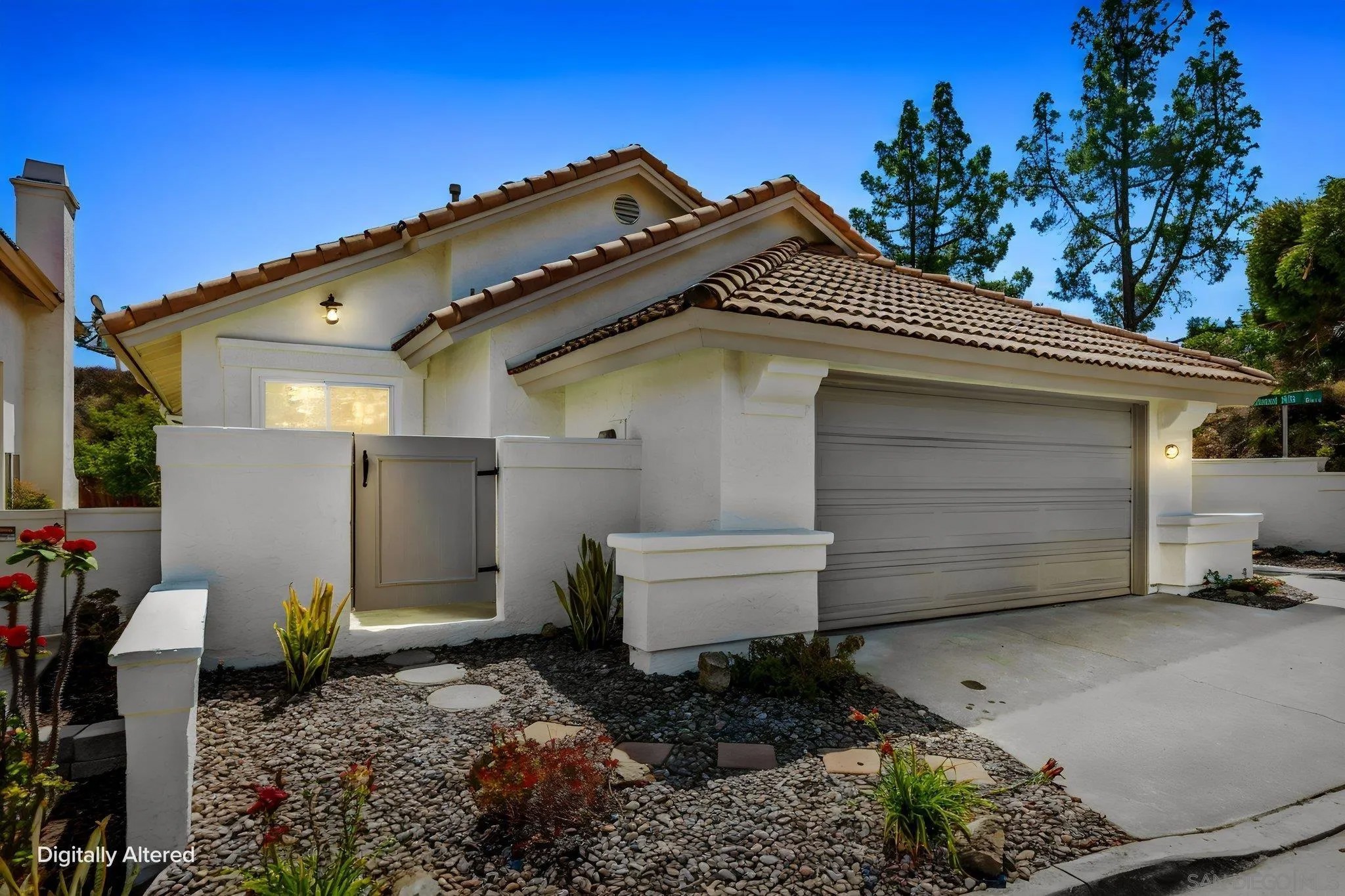 2102 Amorosa Glen